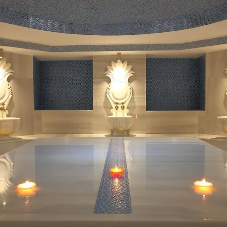 & (adults Only) מלון 4*