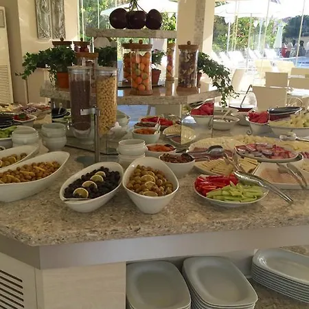 & (adults Only) Otel 4*