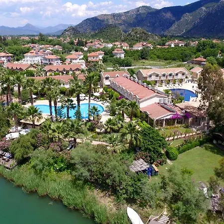 & (adults Only) Otel 4*