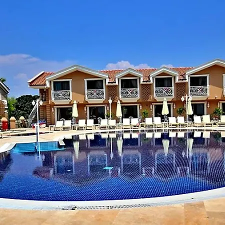 & (adults Only) ホテル 4*