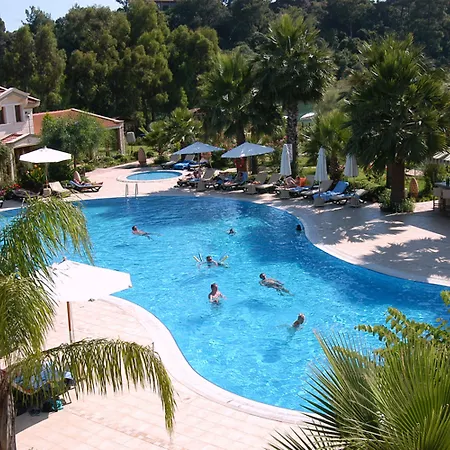 ホテル & (adults Only) 4*